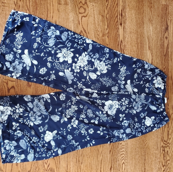 Palazzo pants - Picture 1 of 2